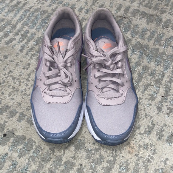 Air max - Picture 2 of 4